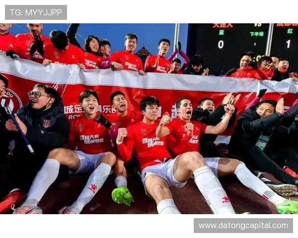 成都足球队技术变革引发热议球迷期待新战术带来精彩表现