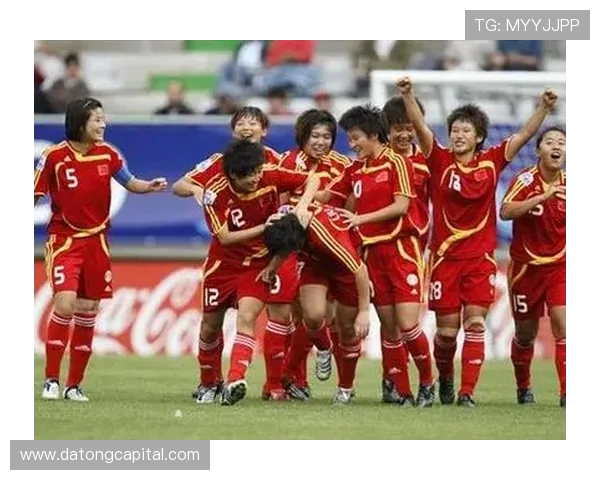 深圳排球队全运会精彩配合展现团队精神与竞技水平的完美结合