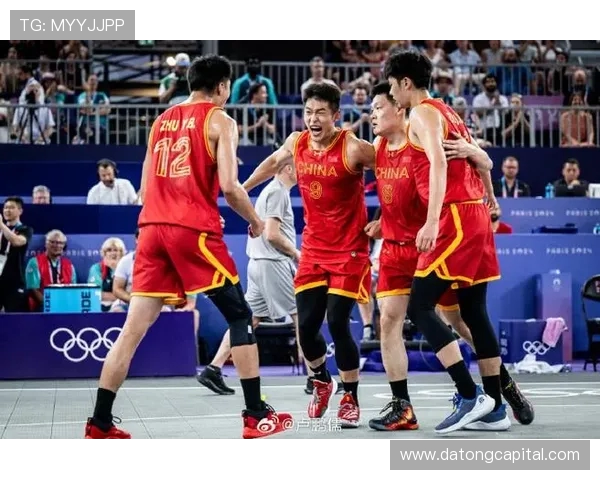 西安篮球队的耐力之道:从训练到比赛的全方位解析与探讨 西安篮球队的耐力之道:从训练到比赛的全方位解析与探讨