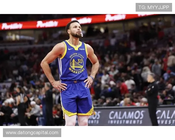 勇士与猛龙今日比赛比分更新及精彩瞬间回顾