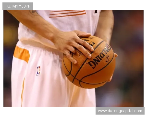 格林赫塔与格林联合的精彩对决揭示足球战术与团队合作的魅力